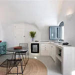 Bluedome Cavehouses By Otium *
