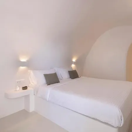 Bluedome Cavehouses By Otium