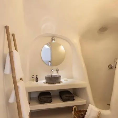 Bluedome Cavehouses By Otium *