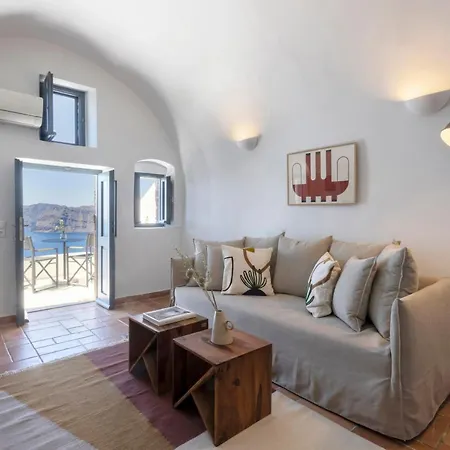 Bluedome Cavehouses By Otium Villa Oia (Santorini)