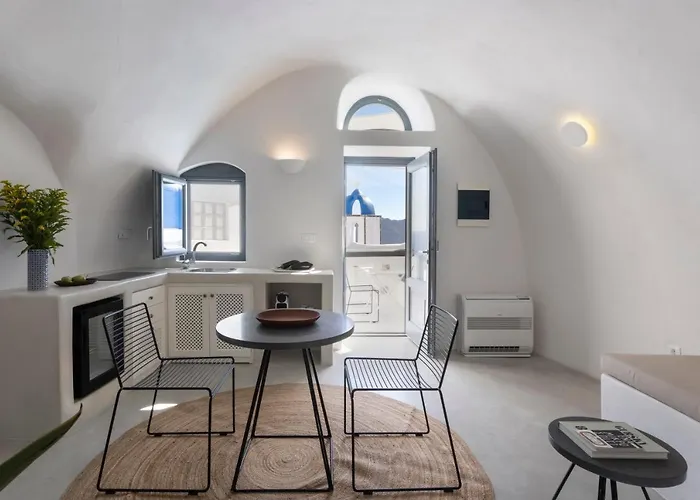 Bluedome Cavehouses By Otium *