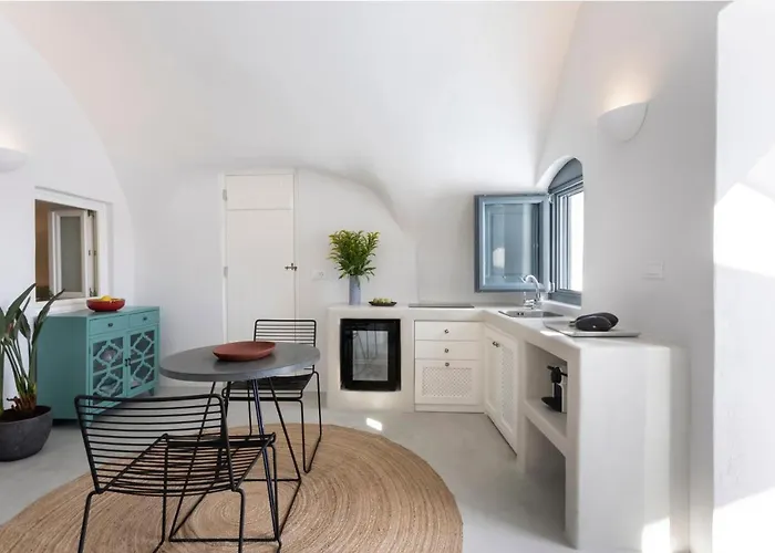 Bluedome Cavehouses By Otium *