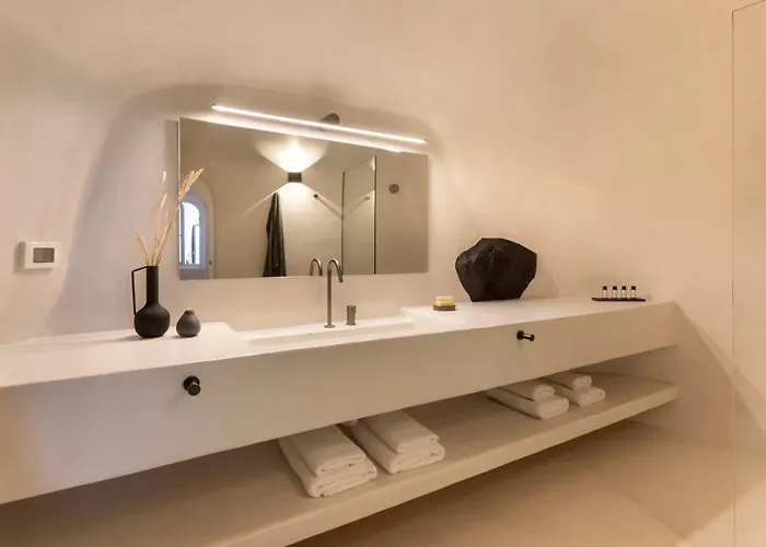 Bluedome Cavehouses By Otium