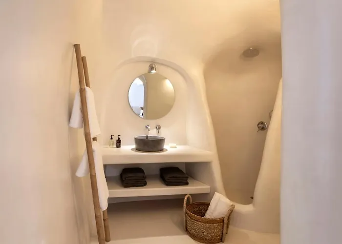 Bluedome Cavehouses By Otium Oia