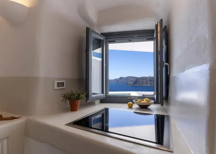 Bluedome Cavehouses By Otium Oia