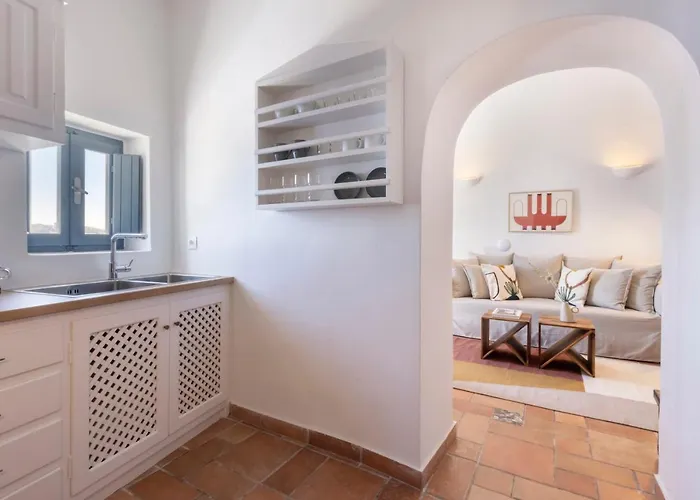 Bluedome Cavehouses By Otium Villa