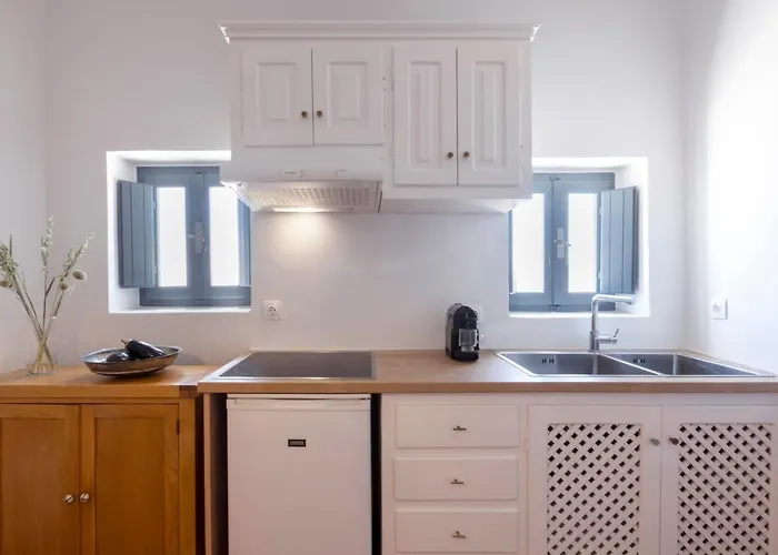 Bluedome Cavehouses By Otium Villa Oia