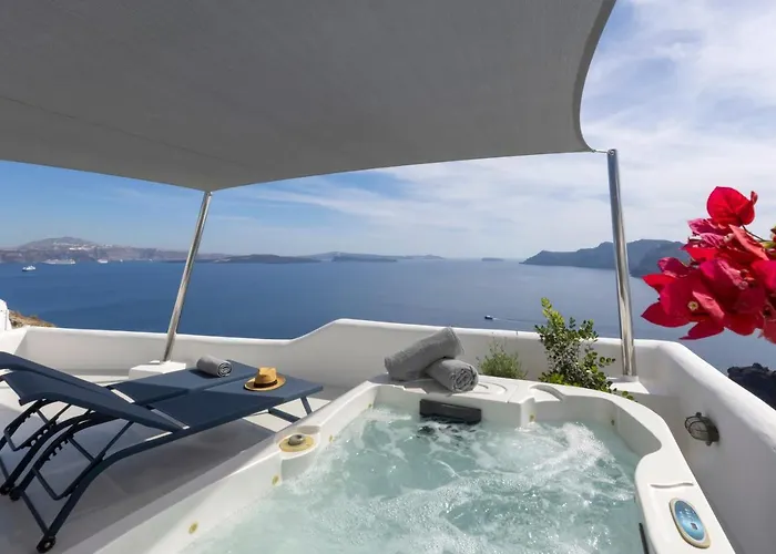 Bluedome Cavehouses By Otium * Oia